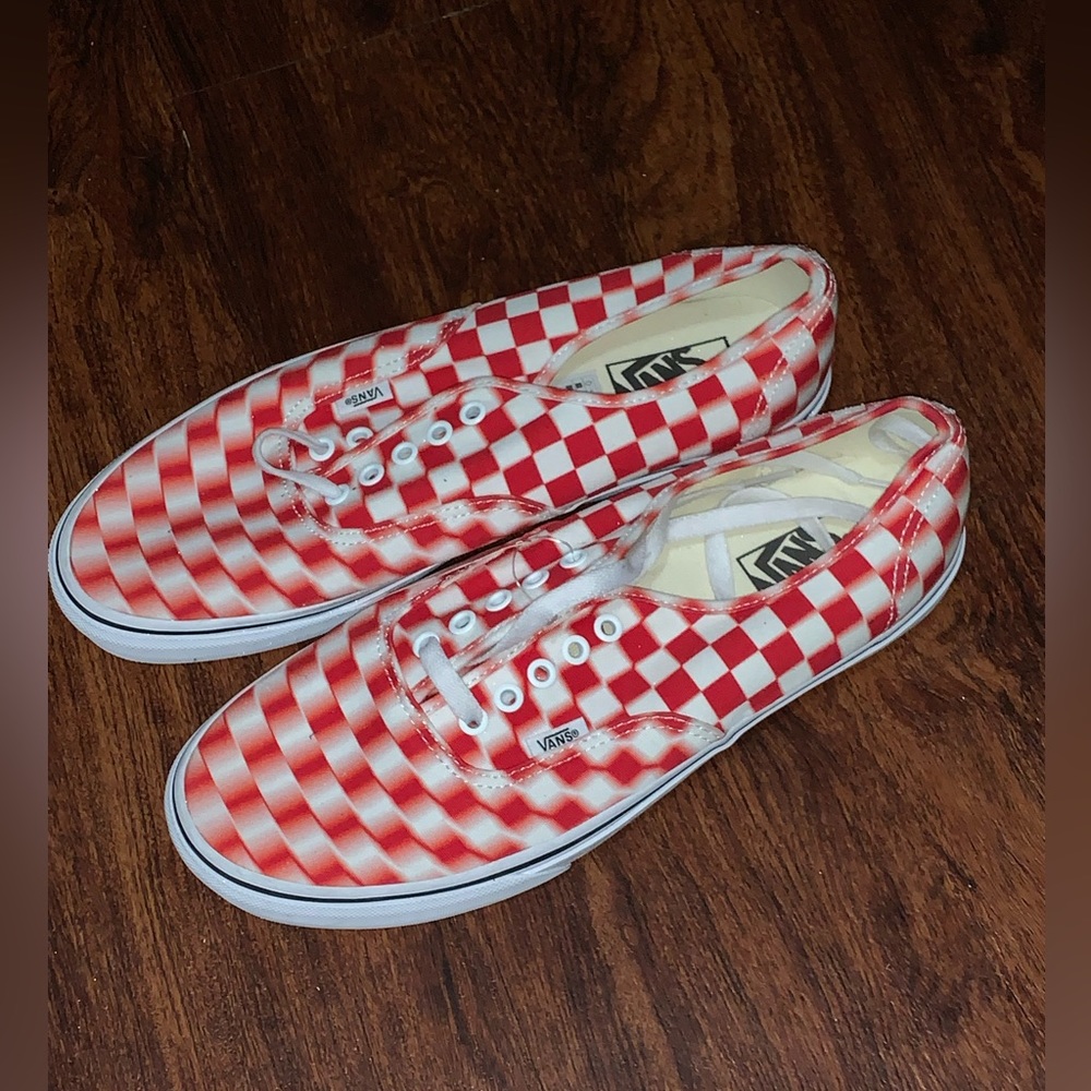 Vans - Picture 4 of 10